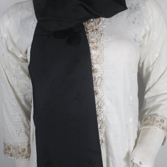 Louis Vuitton Stole Shawl Wrap 100% Silk Black Used - Picture 7 of 8